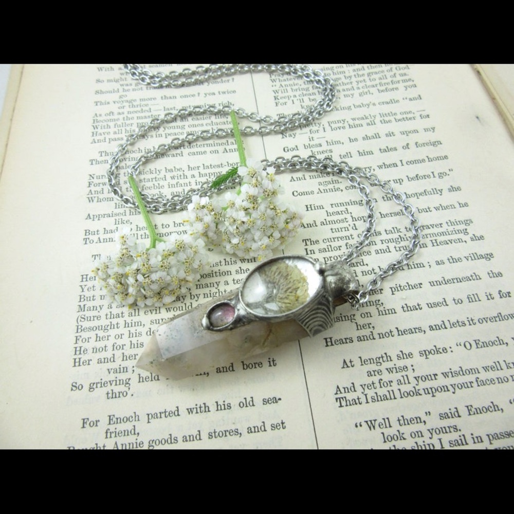 Flower Agate necklace featuring Yarrow & Pink Tourmaline - Picture 7 of 12